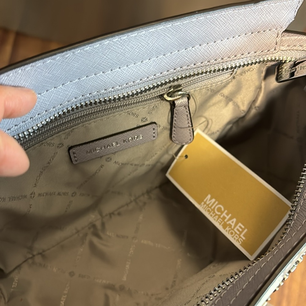 Michael Kors Floral Crossbody Bag - NEW with tags and defects - Picture 6 of 10